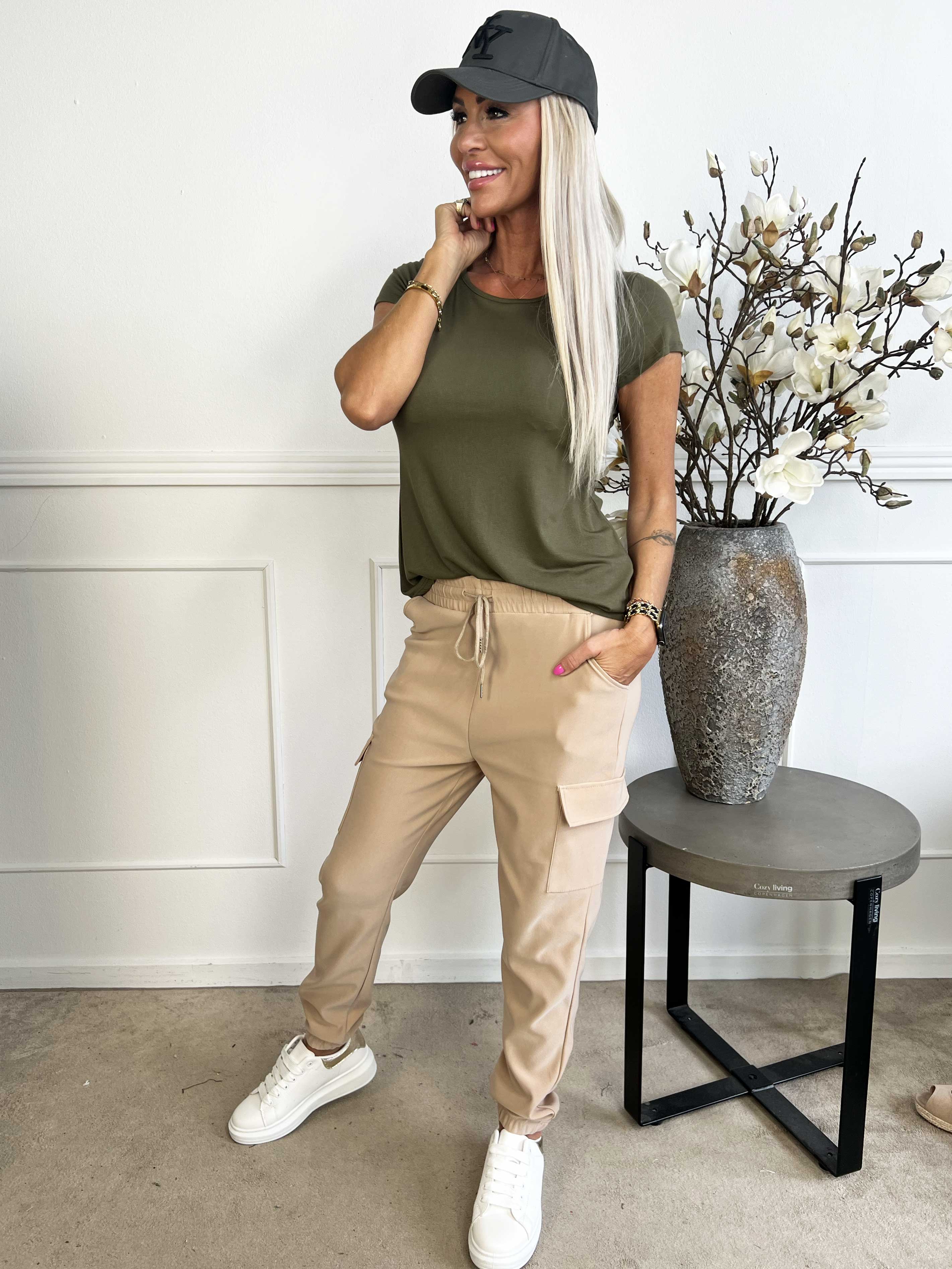 Denise - Coola cargobyxor med sidofickor